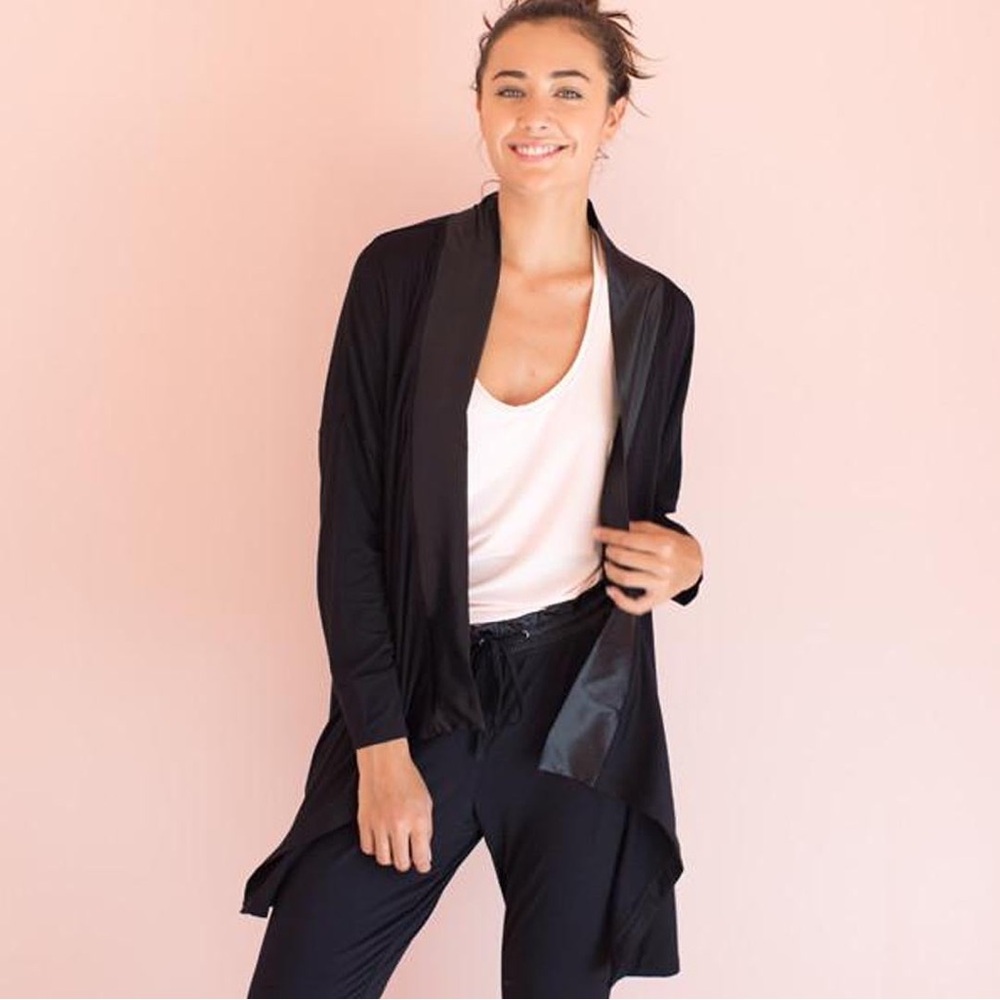 FACEPLANT DREAMWEAR BLACK BAMBOO SWING JACKET- WOMEN’S